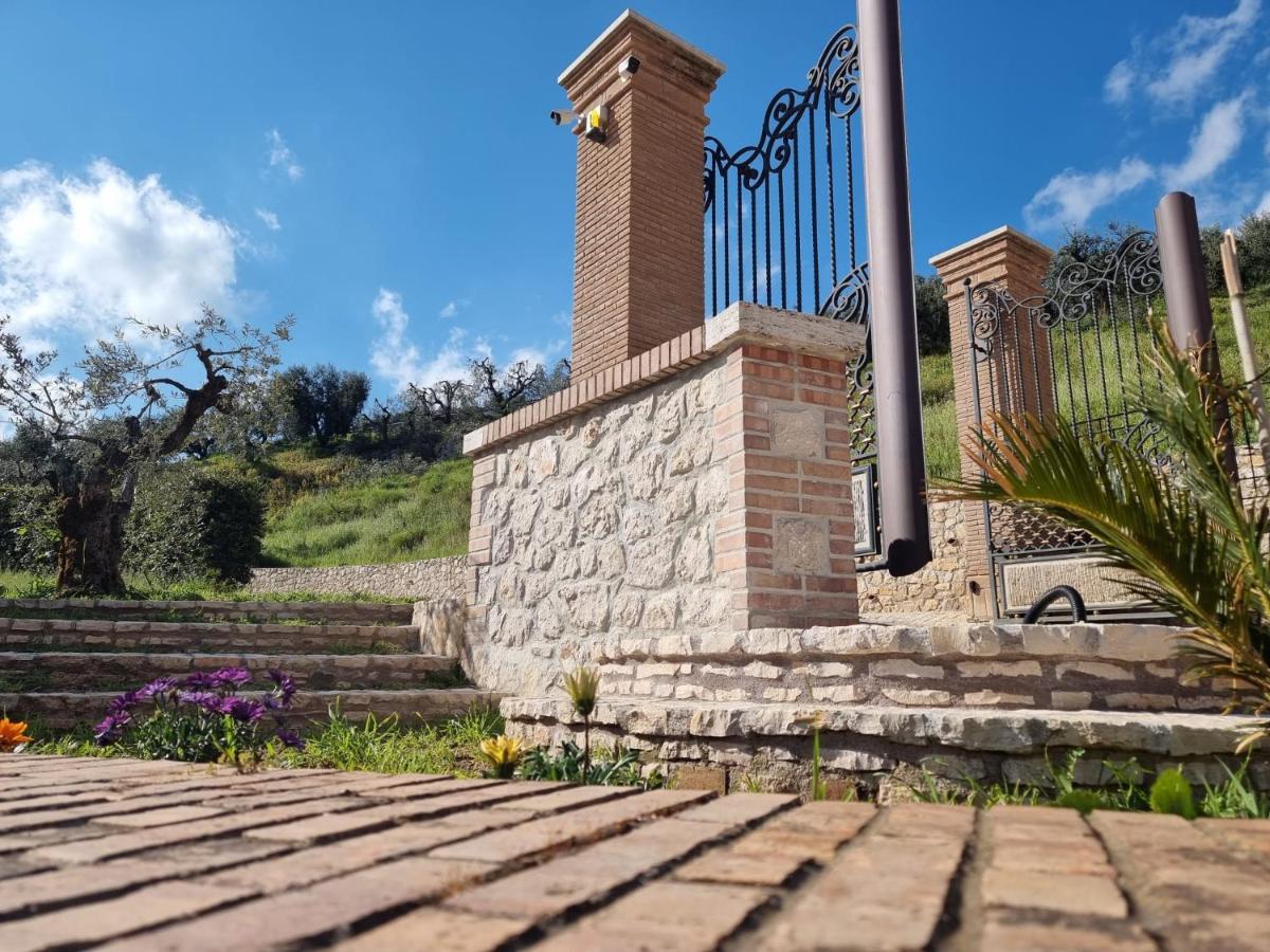 Bed and Breakfast Casale Dei Priori Rocca Massima Exterior foto