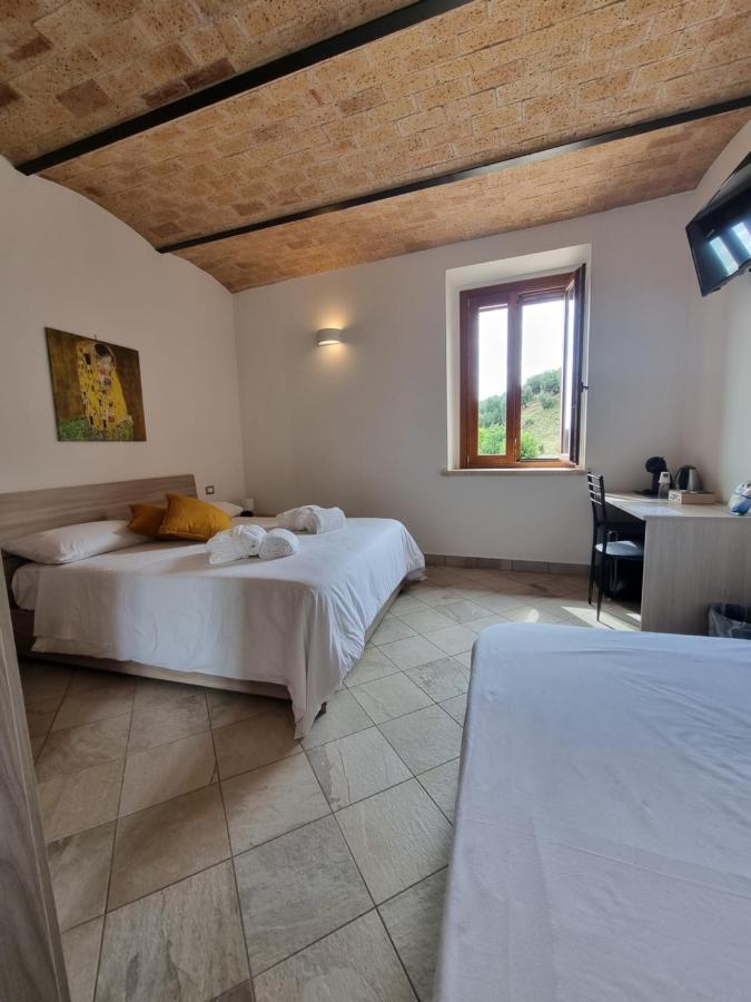 Bed and Breakfast Casale Dei Priori Rocca Massima Exterior foto