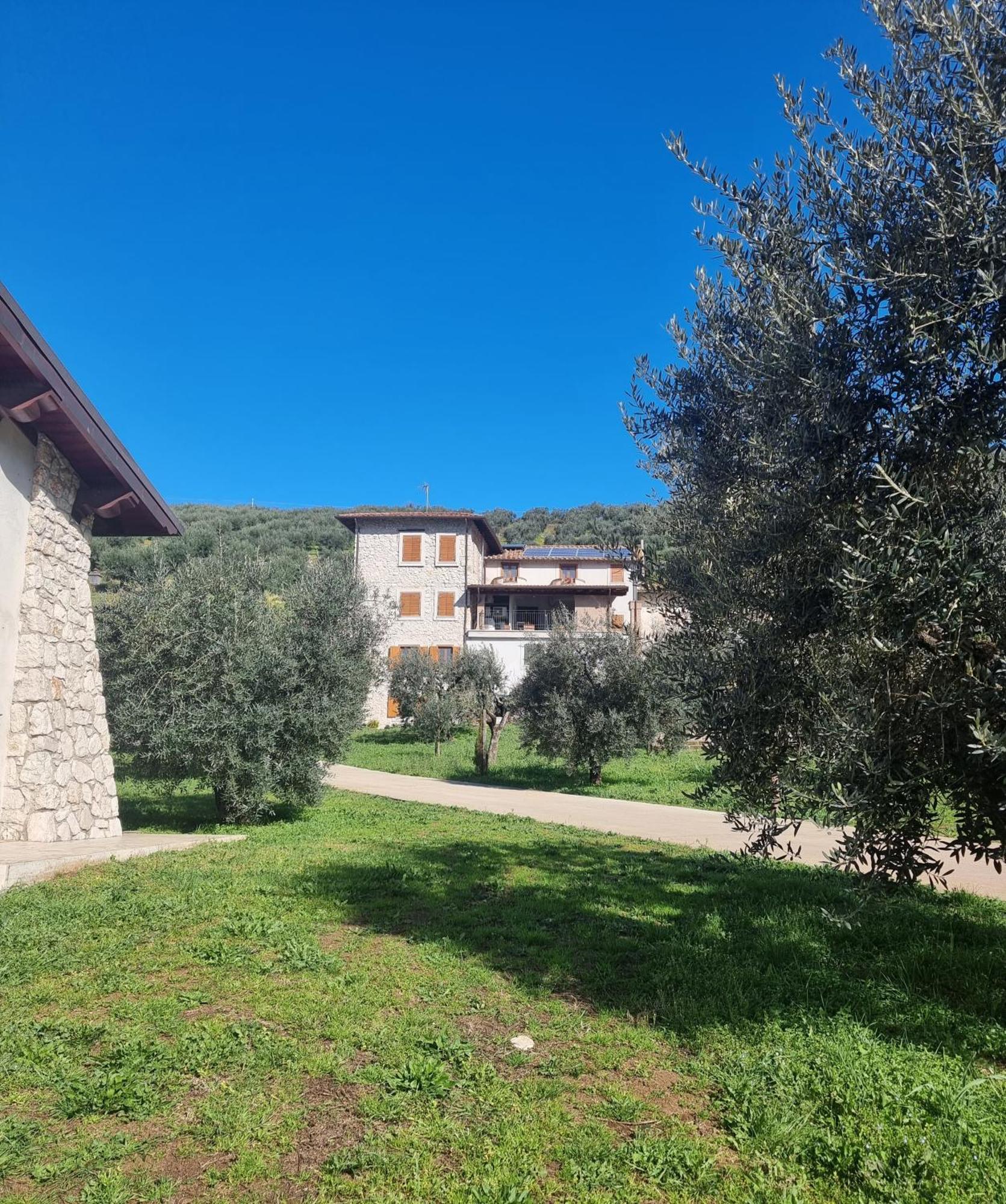 Bed and Breakfast Casale Dei Priori Rocca Massima Exterior foto